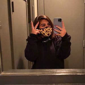 Meet your Posher, Sam